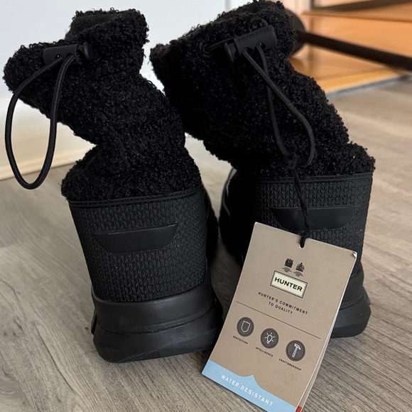 Hunter Black Fleece-Lined Boots - Picture 3 of 3